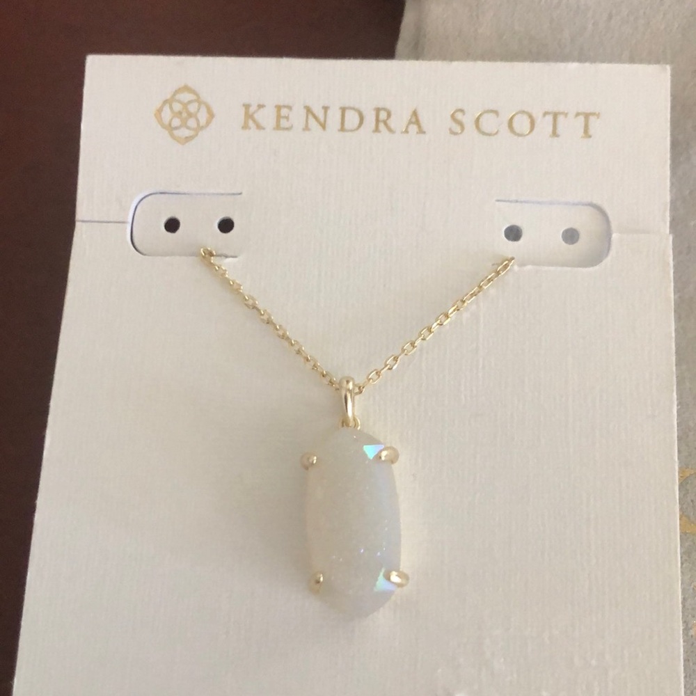 Kendra Scott necklace with Koozie - Picture 8 of 8
